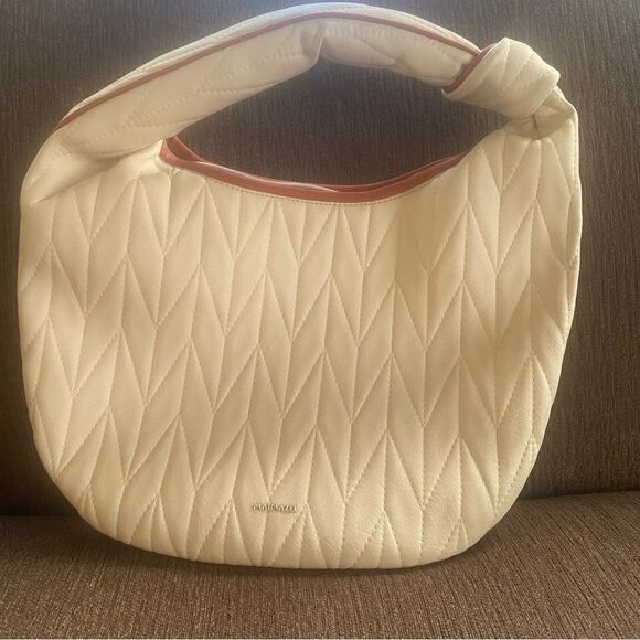 Matmazel cream colored texture purse - Picture 6 of 9